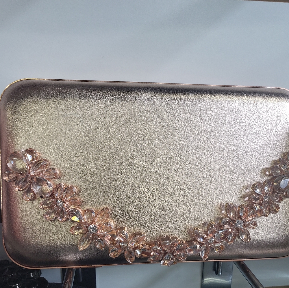 Woman's Fashion Hand/Shoulder bag with cluster designs NWT